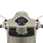 Vespa GTS 300 Classic 04