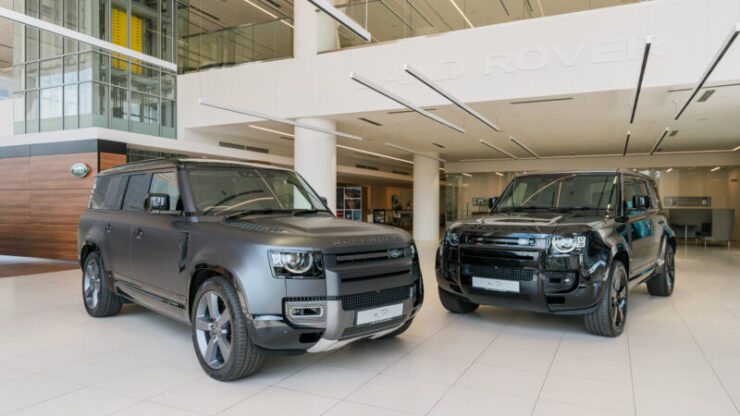 Defender V8 Siblings