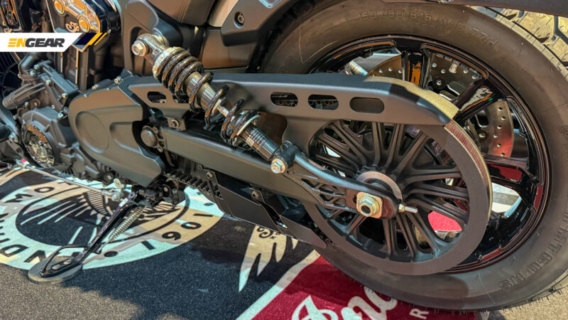 Indian Motorcycle Scout Bobber 2025 (7)