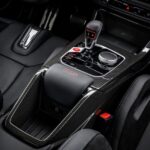 P90600894_highRes_the-new-bmw-m2-cs