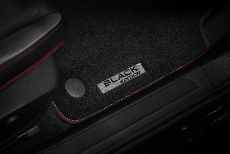 VW_Golf_GTI_Black_Edition_Floor_Mat