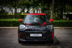 mini aceman jcw ev 2025 01