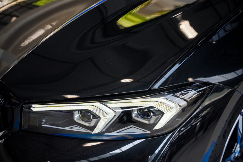 06. The New BMW 330i M Sport