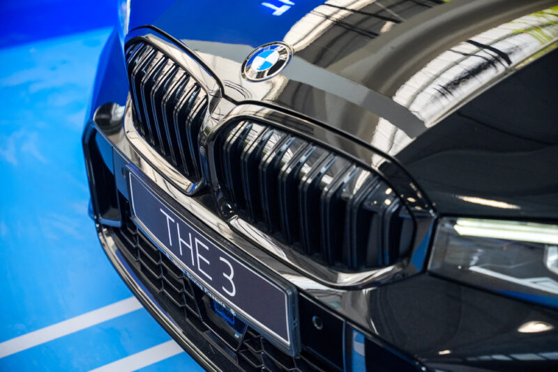 07. The New BMW 330i M Sport