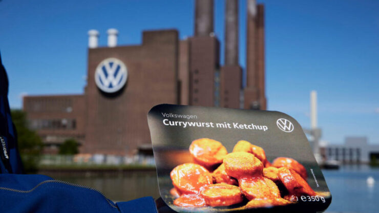 vw-currywurst-with-factory