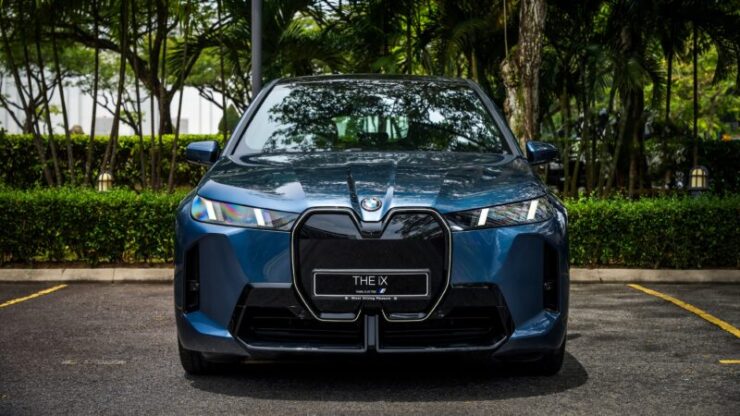 01. The New BMW iX xDrive60 M Sport Pro