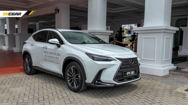 Lexus NX350h 2025 Media Drive 1
