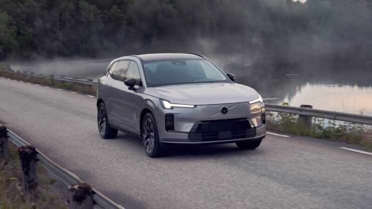 Volvo Cars reveals the new XC70 – a plug-in hybrid for every journey