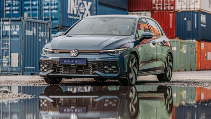 VW Golf GTI 2025 01