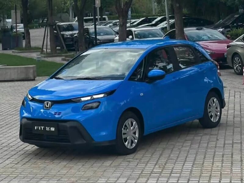 Honda Fit 2026 facelift 01