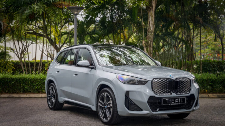 02. All-New BMW iX1 eDrive20L M Sport