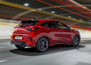 Ford Puma ST 2024 UK 02