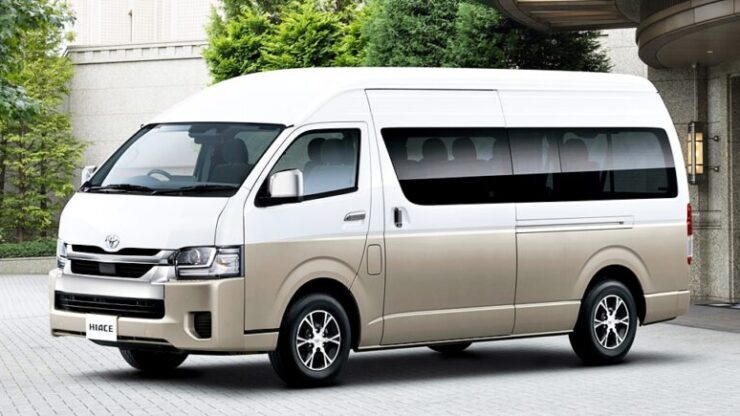 Toyota Hiace Grand Cabin wagon 2WD 2700 gasoline