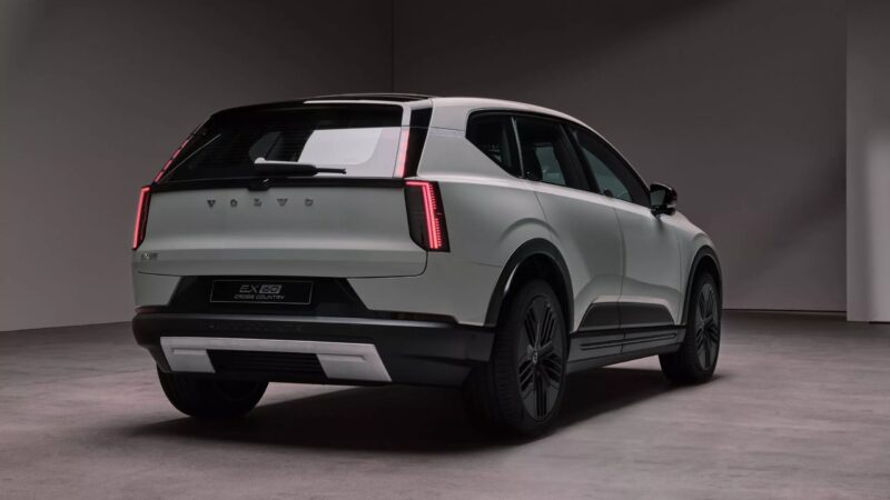 Volvo EX60 2026 03