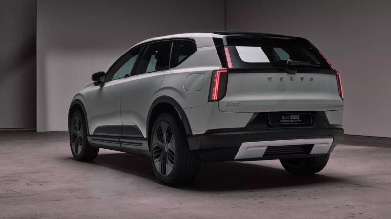 Volvo EX60 2026 05