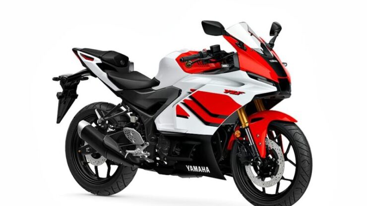 Yamaha YZF R25 70th Anniversary Edition Jepun.01