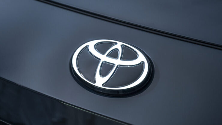 toyota logo (1)