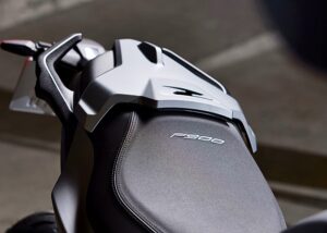 BMW F 900 R Frozen Grey 2026.07